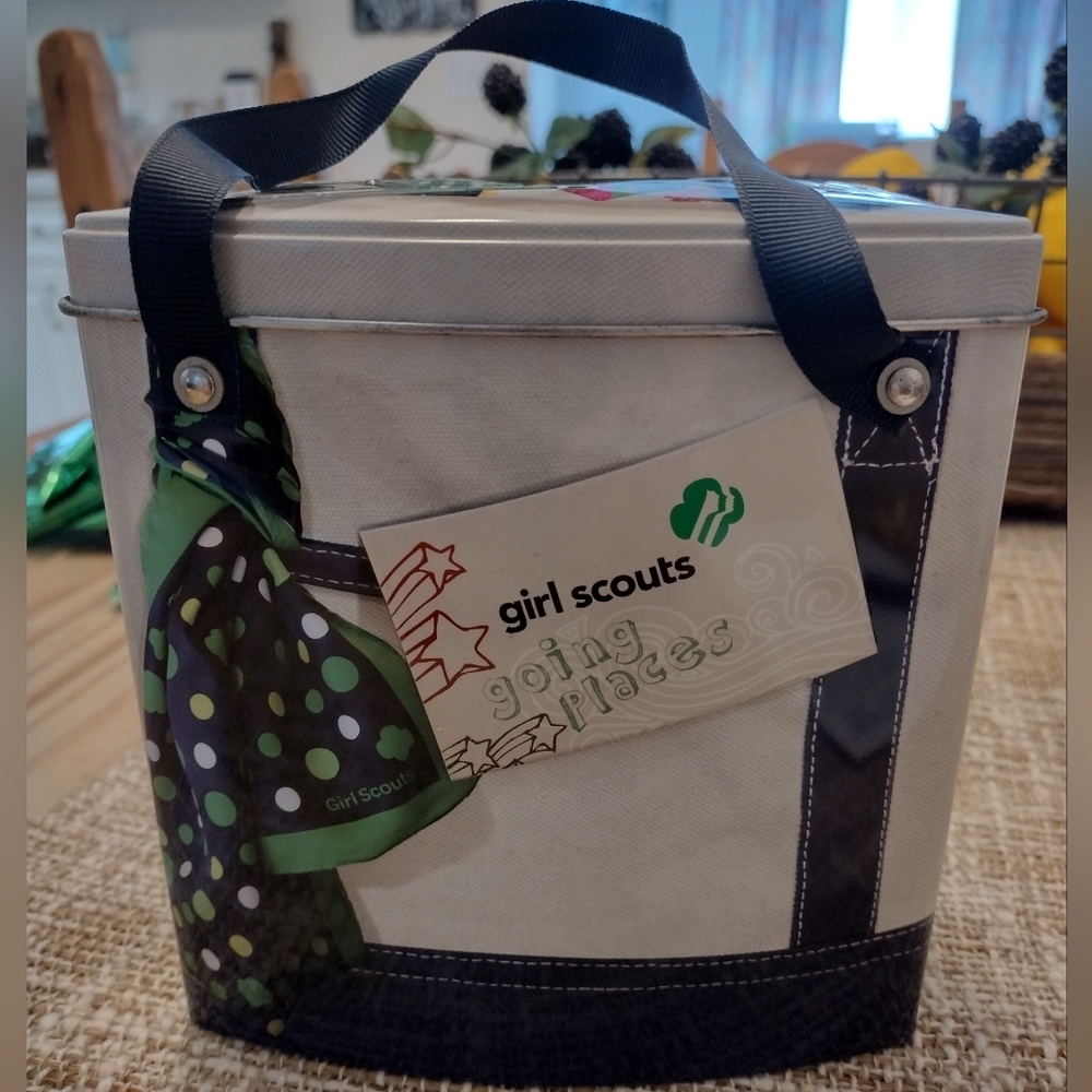 Girl Scout Collectable Tin Classis Tote Bag